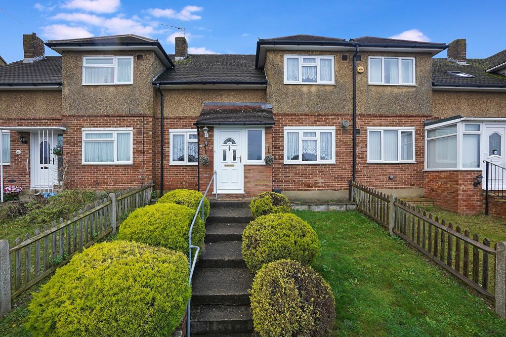 2 bedroom terraced house for sale in Madden Avenue, Chatham, ME5