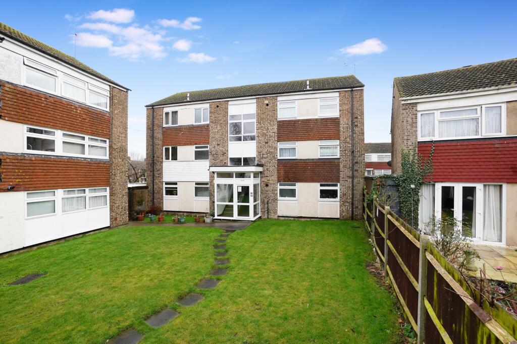 1 bedroom apartment for sale in Wakeley Road, Rainham, ME8