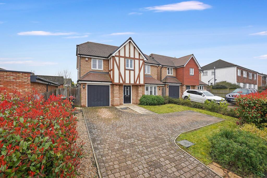 4 bedroom detached house for sale in Stockett Lane, Coxheath, ME17