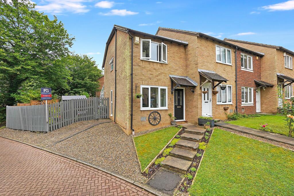 Main image of property: Quinion Close, Walderslade Woods, Chatham, ME5