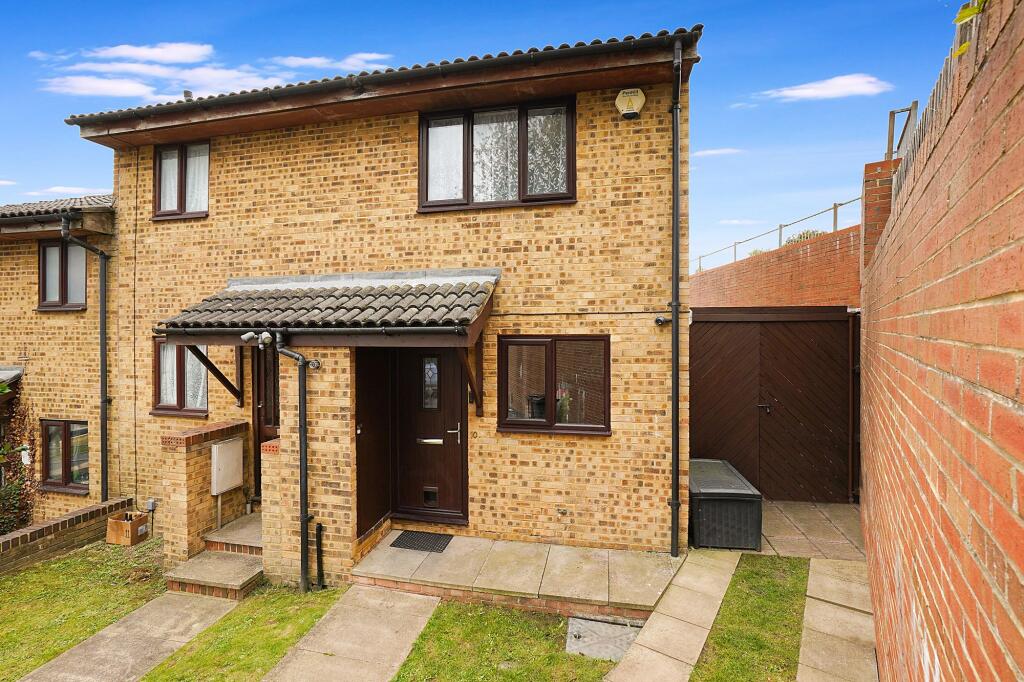 Main image of property: Mermaid Close, Chatham, ME5
