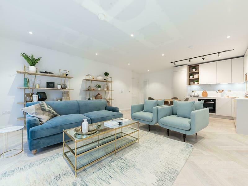 2 bedroom apartment for sale in Thorpe Lane, Leeds, LS10