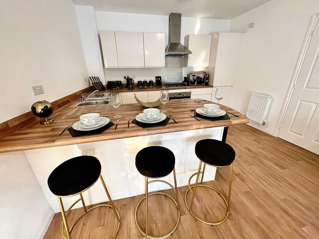 2 bedroom apartment for sale in Quarry Avenue, Stoke-On-Trent, ST4
