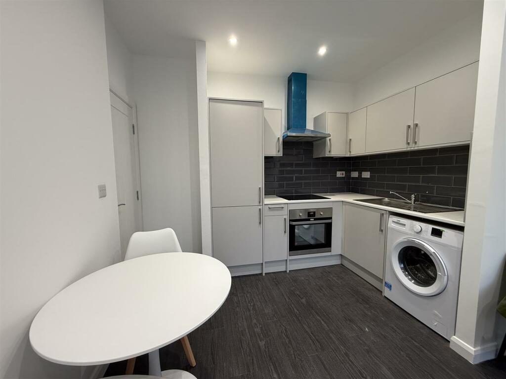 Additional property image - Spectrum House, East Parade, Bradford
