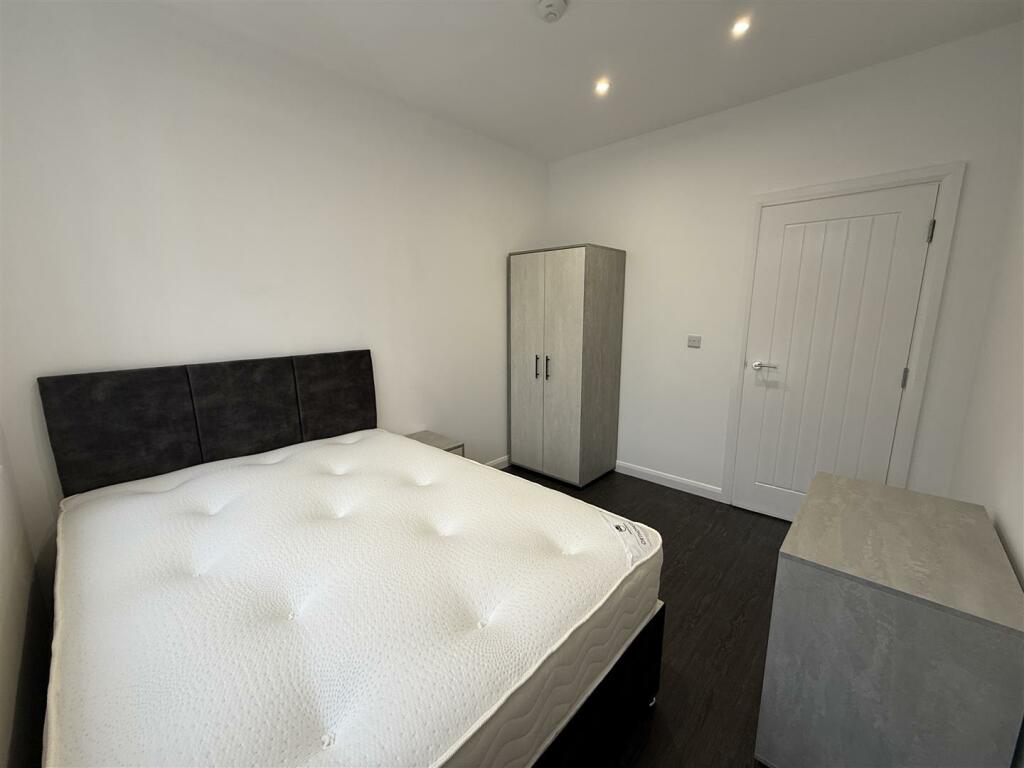Additional property image - Spectrum House, East Parade, Bradford