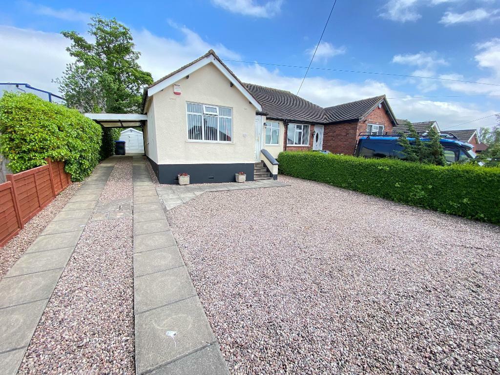 2 bedroom semidetached bungalow for sale in Clough Lane, Werrington