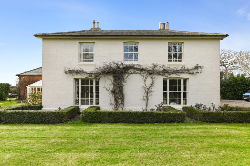 Additional property image - Frinton Road, Thorpe-Le-Soken