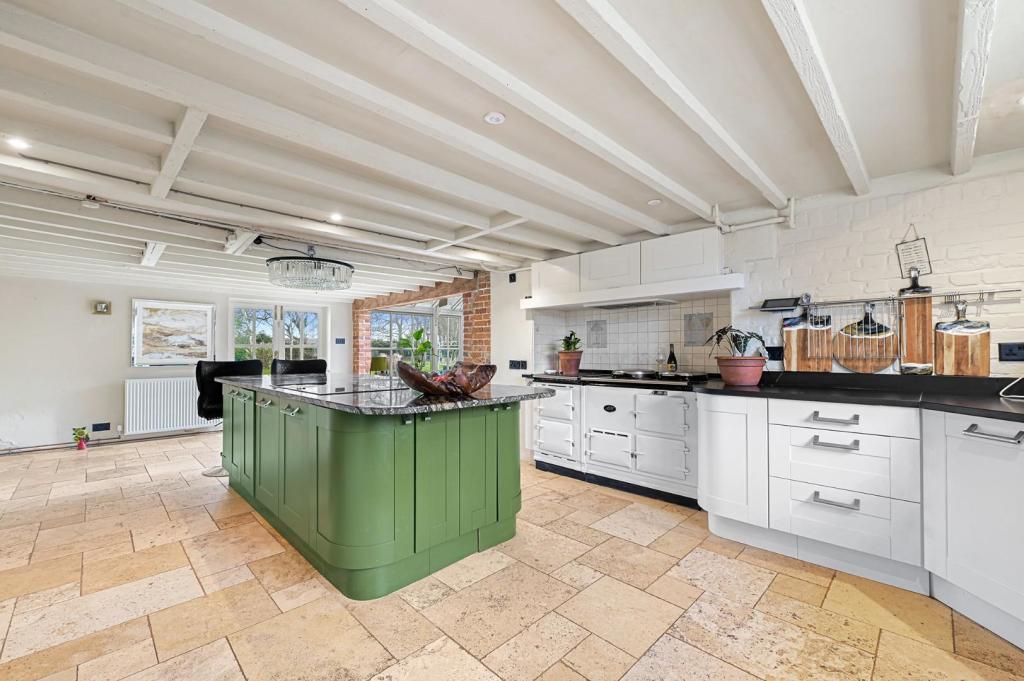 Additional property image - Frinton Road, Thorpe-Le-Soken