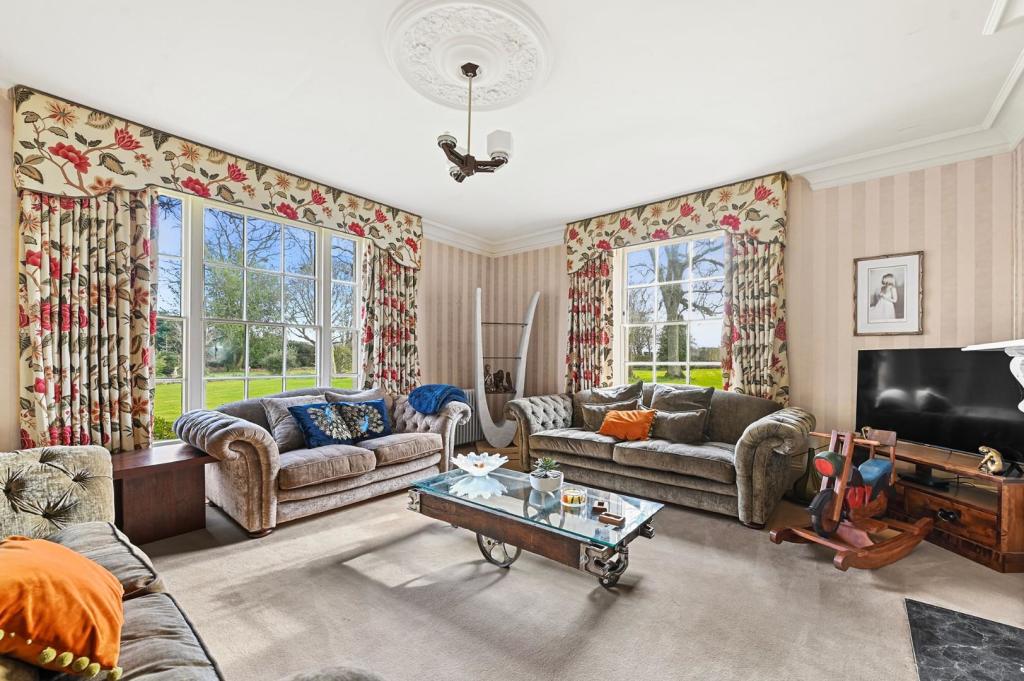 Additional property image - Frinton Road, Thorpe-Le-Soken