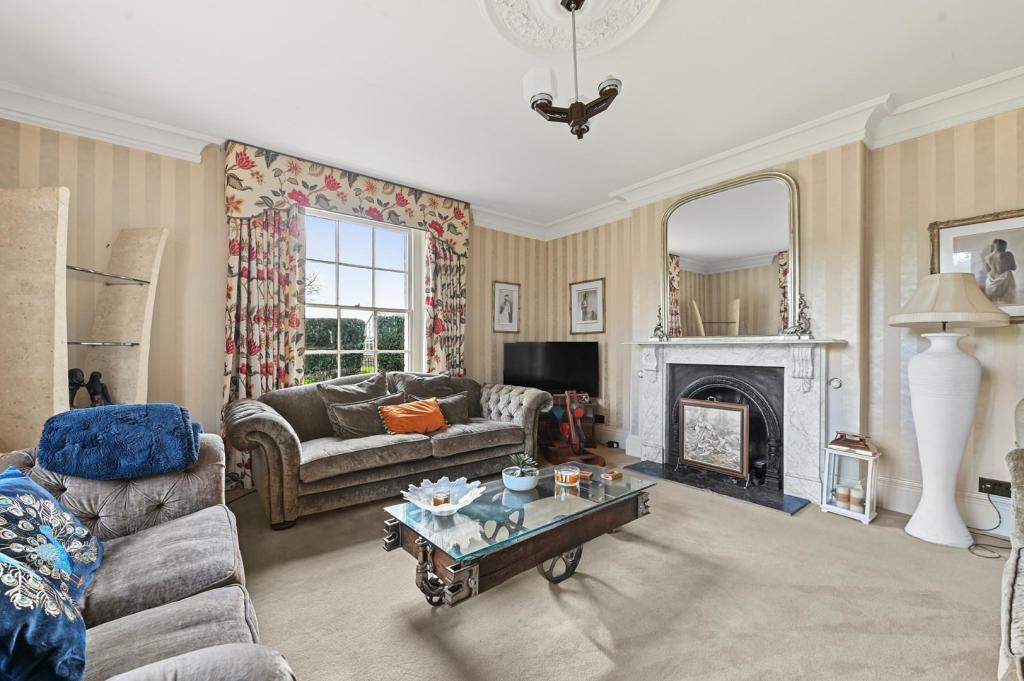 Additional property image - Frinton Road, Thorpe-Le-Soken