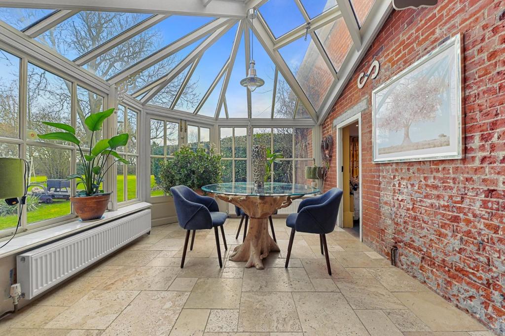 Additional property image - Frinton Road, Thorpe-Le-Soken
