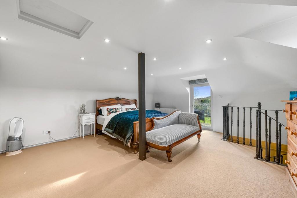 Additional property image - Frinton Road, Thorpe-Le-Soken