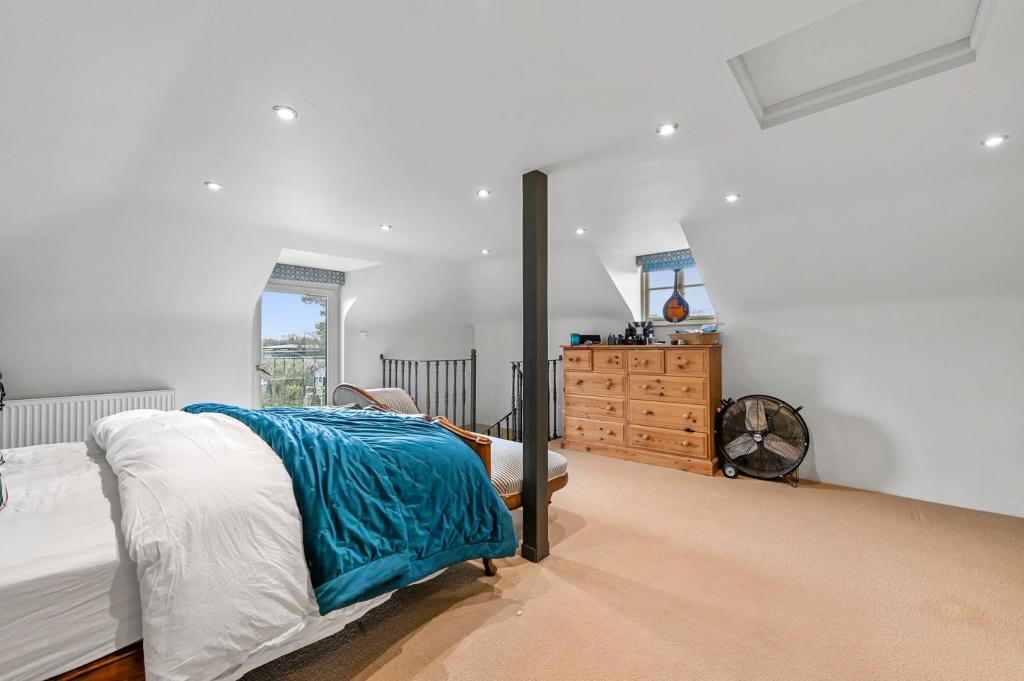 Additional property image - Frinton Road, Thorpe-Le-Soken