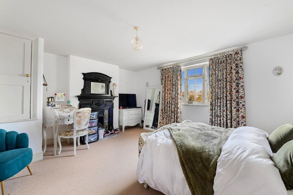 Additional property image - Frinton Road, Thorpe-Le-Soken