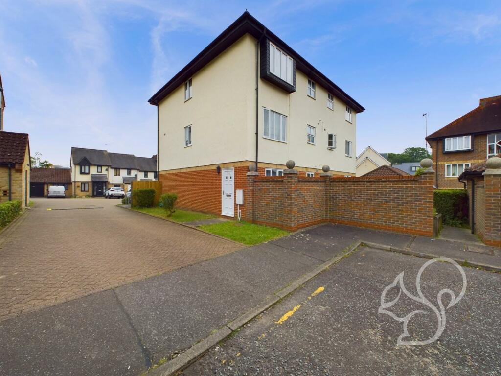 Studio flat for sale in Nicholsons Grove, Colchester, CO1