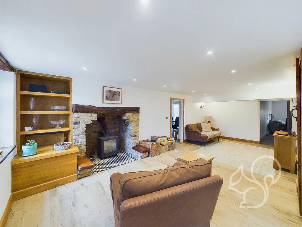 Additional property image - Brook Lane, Great Baddow