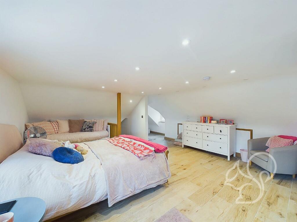Additional property image - Brook Lane, Great Baddow