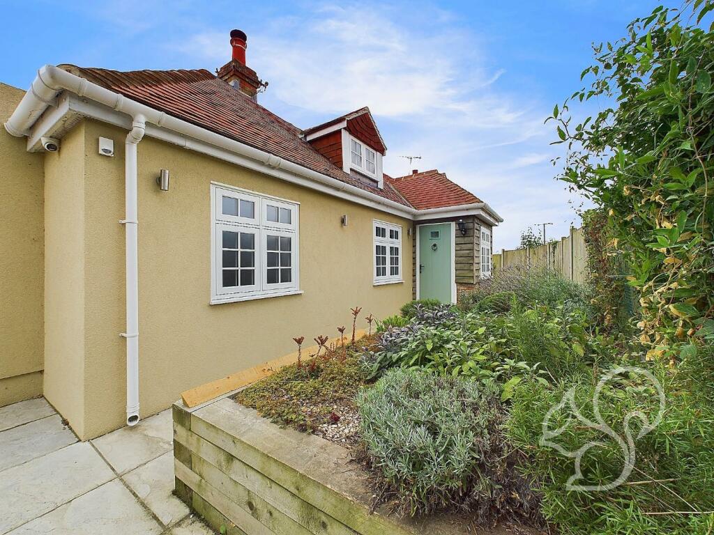 Additional property image - Brook Lane, Great Baddow