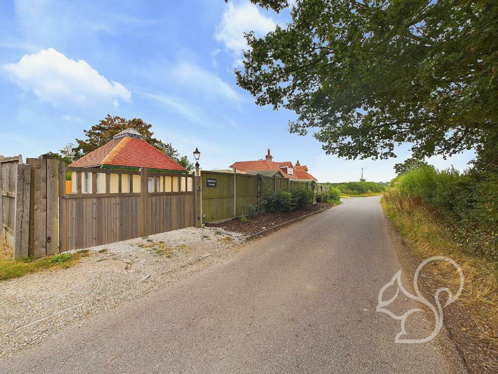 Additional property image - Brook Lane, Great Baddow