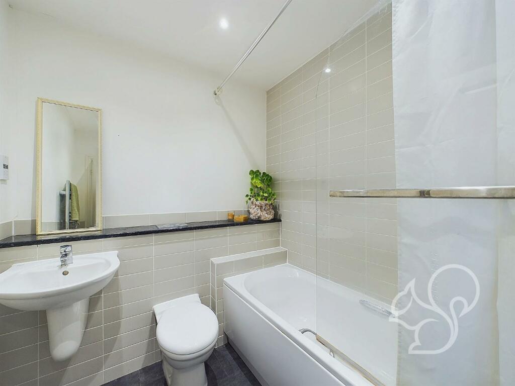Additional property image - River Bank Walk, Colchester