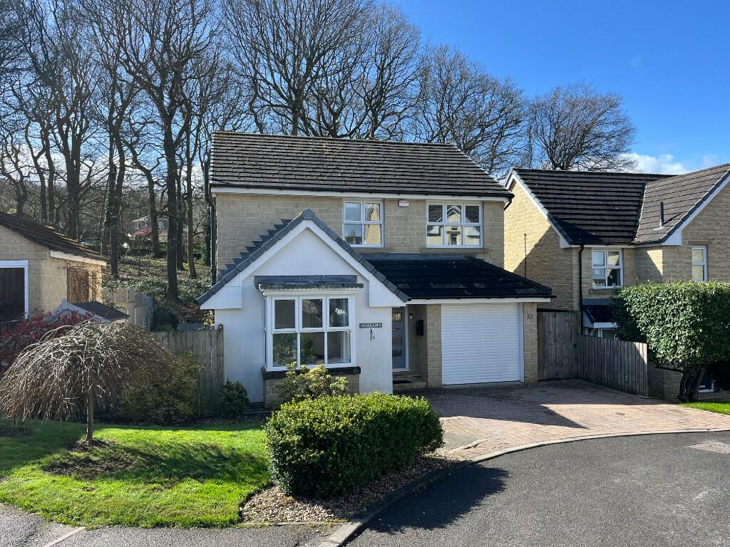 4 bedroom detached house for sale in Kenyon Bank, Denby Dale