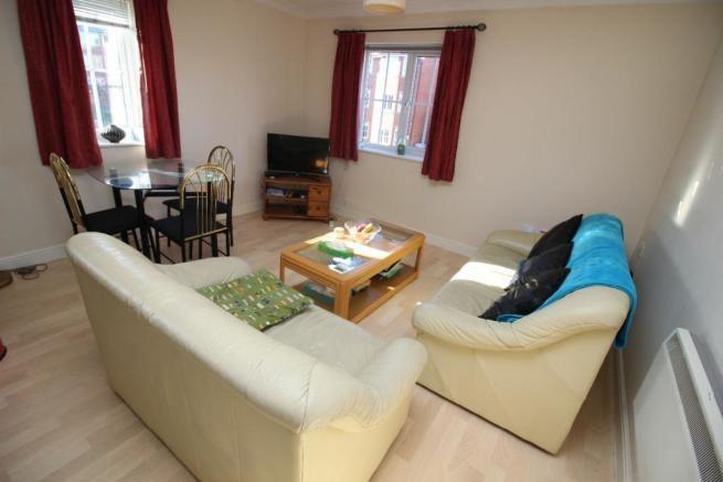 Additional property image - The Heywoods, Chester, Cheshire, CH2