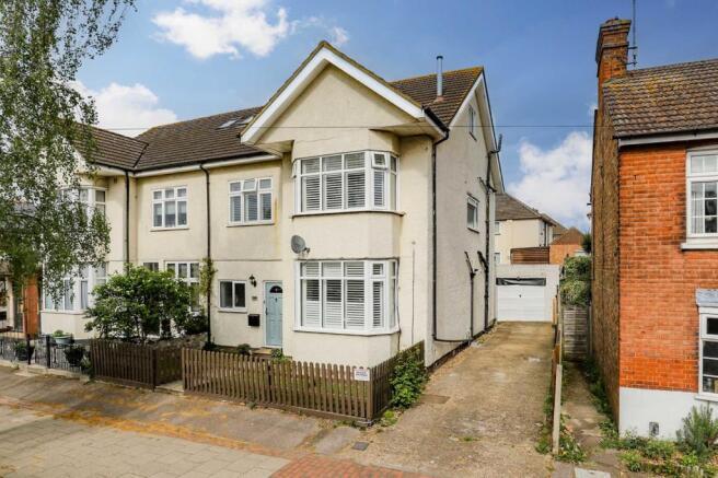 Main image of property: High Street, St. Albans, Hertfordshire, AL2