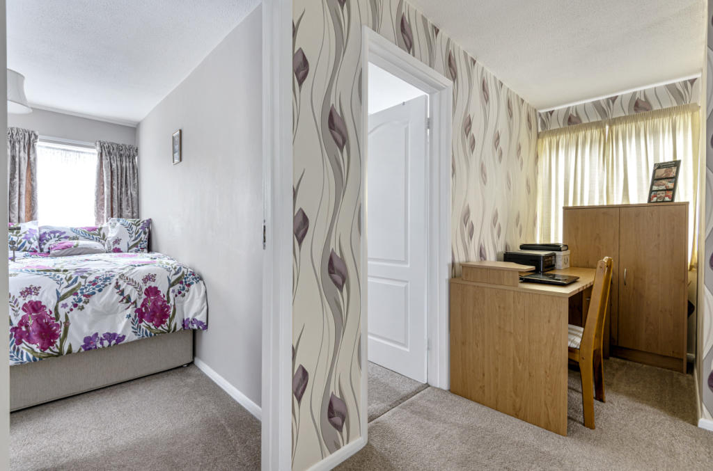 3 bedroom detached house for sale in Kings Road, Lancing, West Sussex, BN15