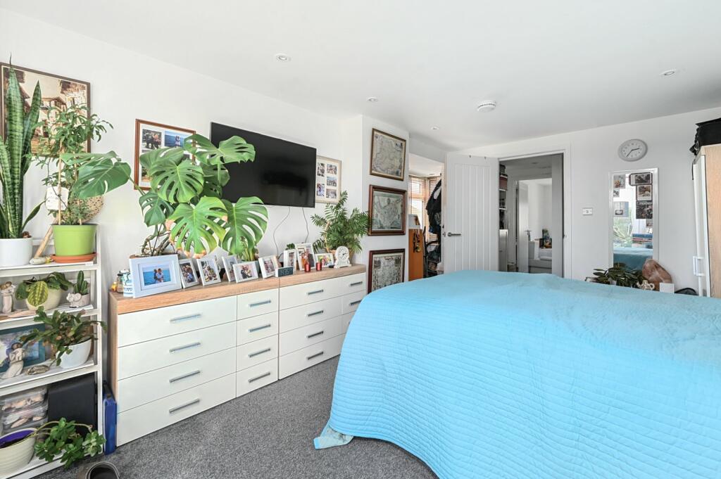 Additional property image - Brighton Road, Lancing, West Sussex, BN15