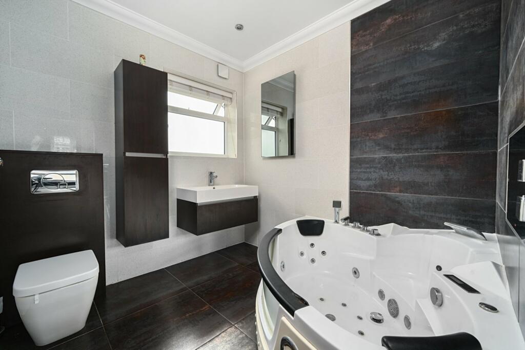 Additional property image - West Lane, Lancing, West Sussex, BN15