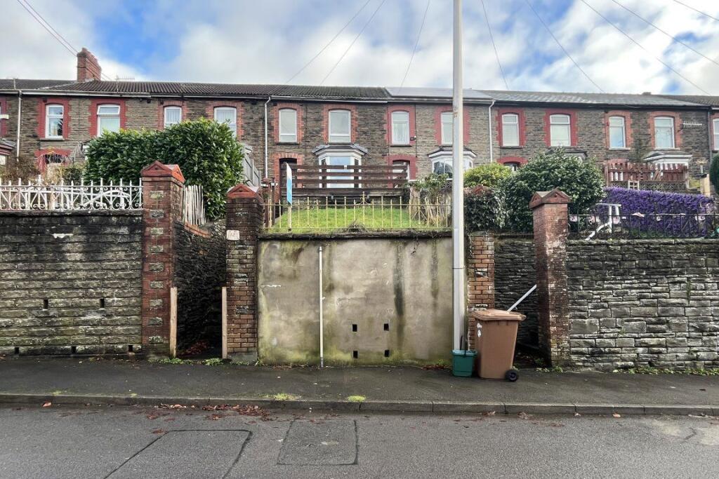 Main image of property: 12 Glenview Terrace, Ynysddu