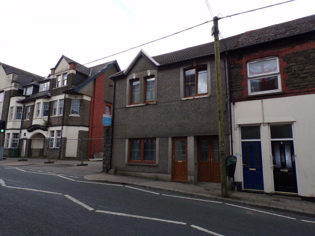 Main image of property: Flat 3 Imperial House, 1 Maindee Road Cwmfelinfach