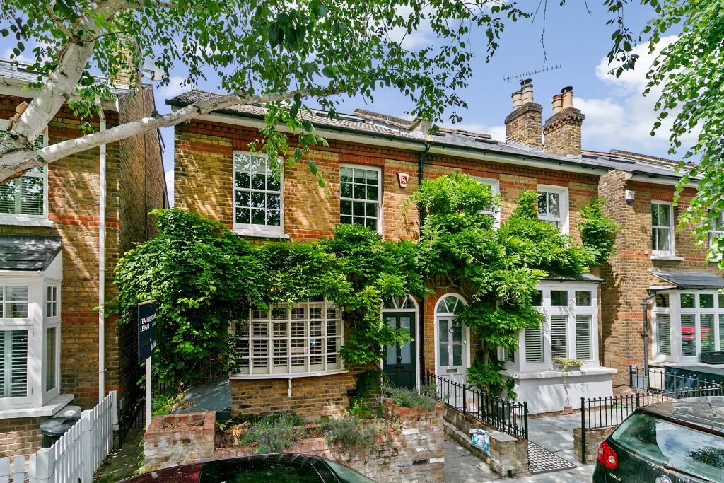 Main image of property: South Western Road, London, TW1