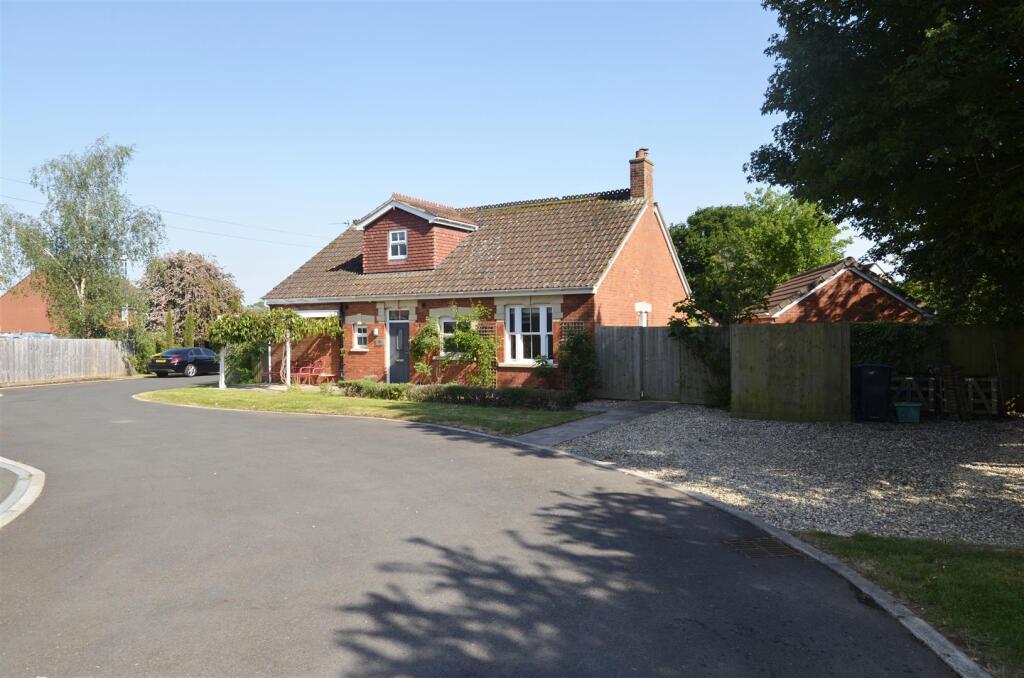 Main image of property: Southlea Gardens, Bridgwater