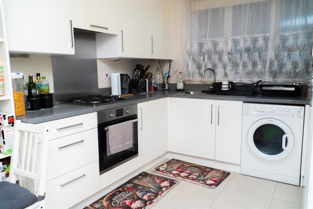 Main image of property: Sackville Road, Luton