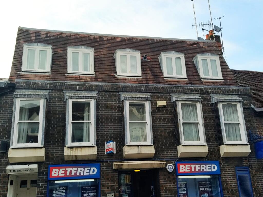 Main image of property: 10 East Street, BLANDFORD FORUM DT11
