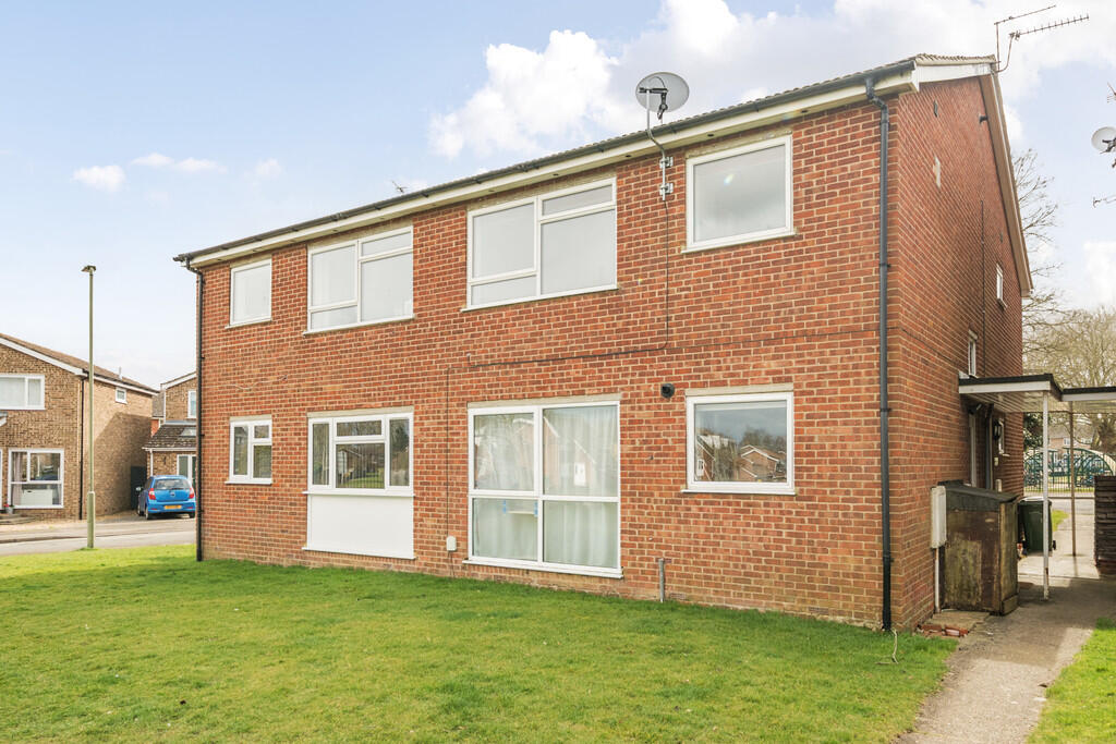 Main image of property: Denbigh Road, Thame