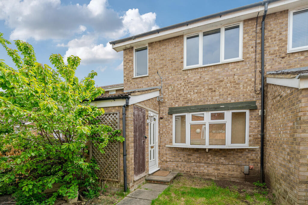 Main image of property: Marston Road, Thame