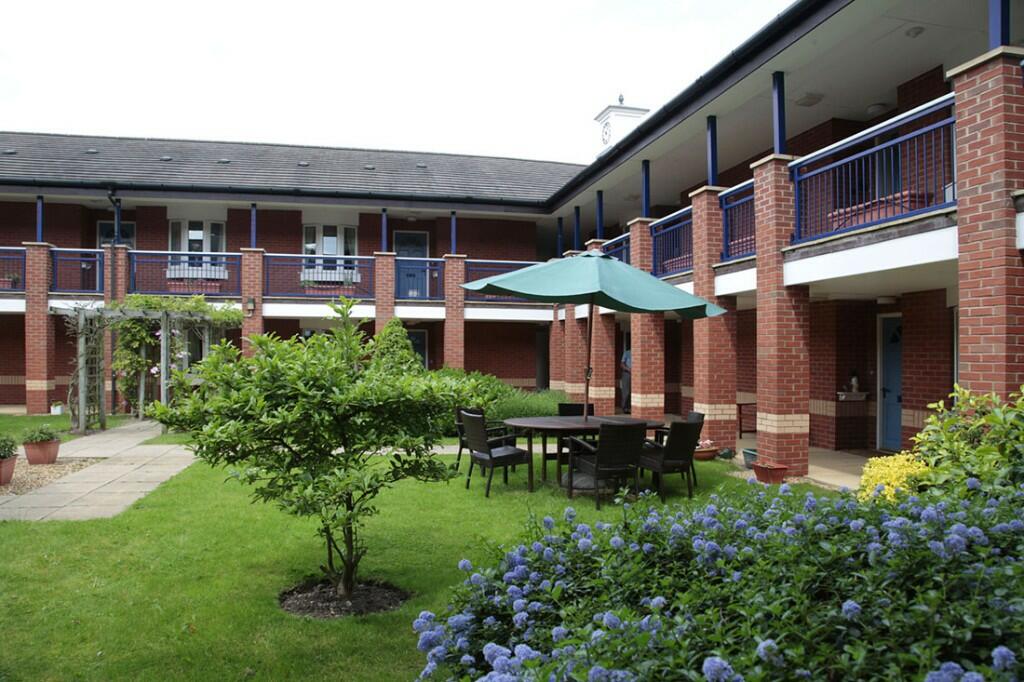 1 bedroom flat for sale in 21 Waterford Court, 341 Brookvale Road