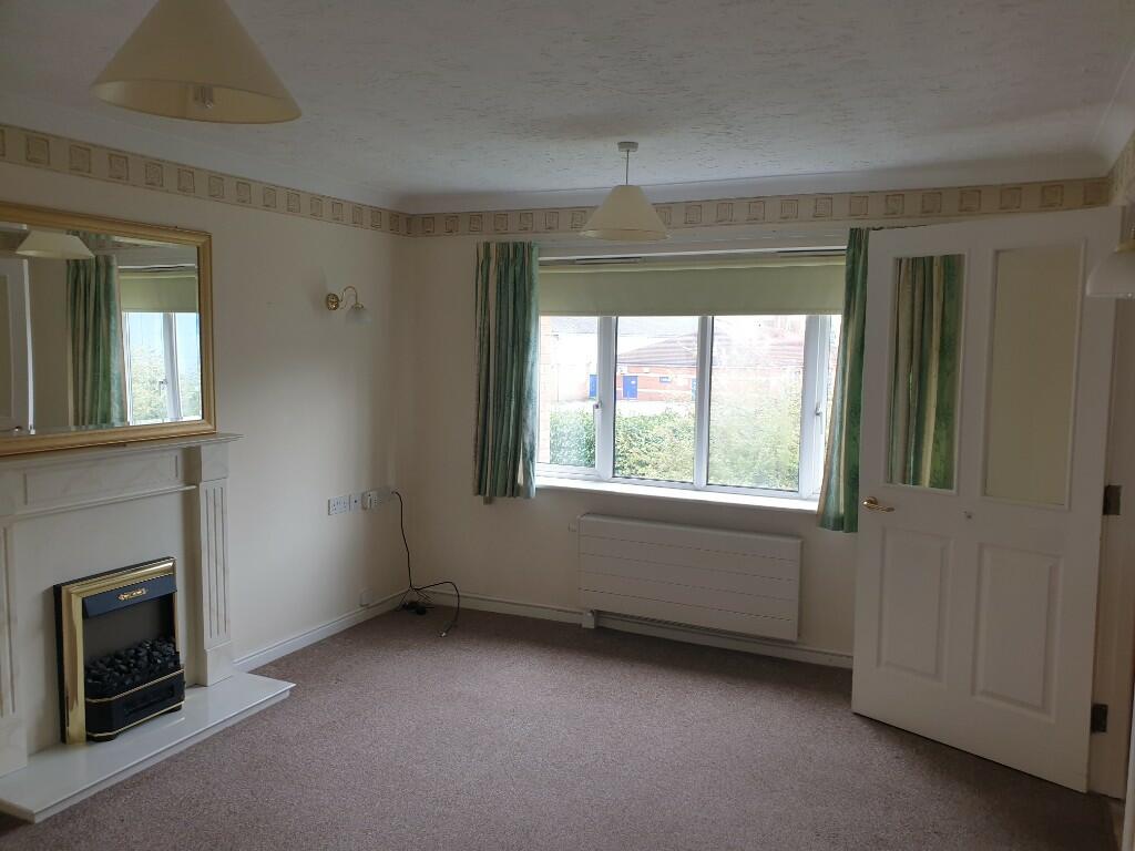 1 bedroom flat for sale in 37 Kingsford Court, 125 Ulleries Road
