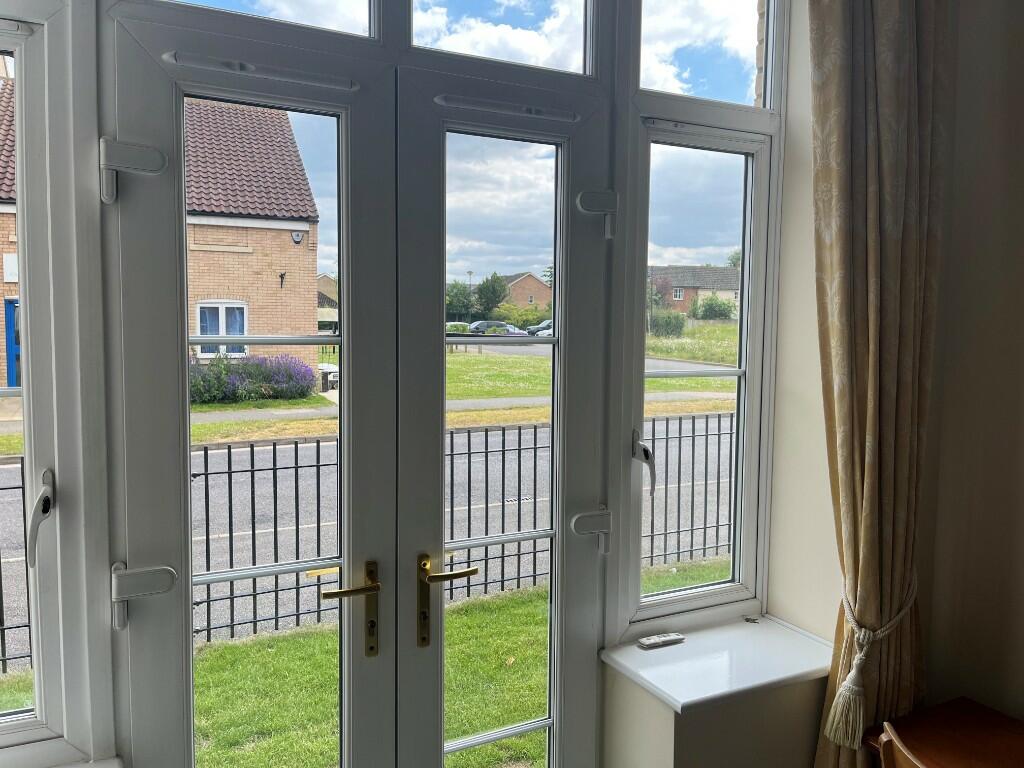 Additional property image - 8 Cavendish Court, Sackville Way, Cambourne, Cambridge, CB23 6HB