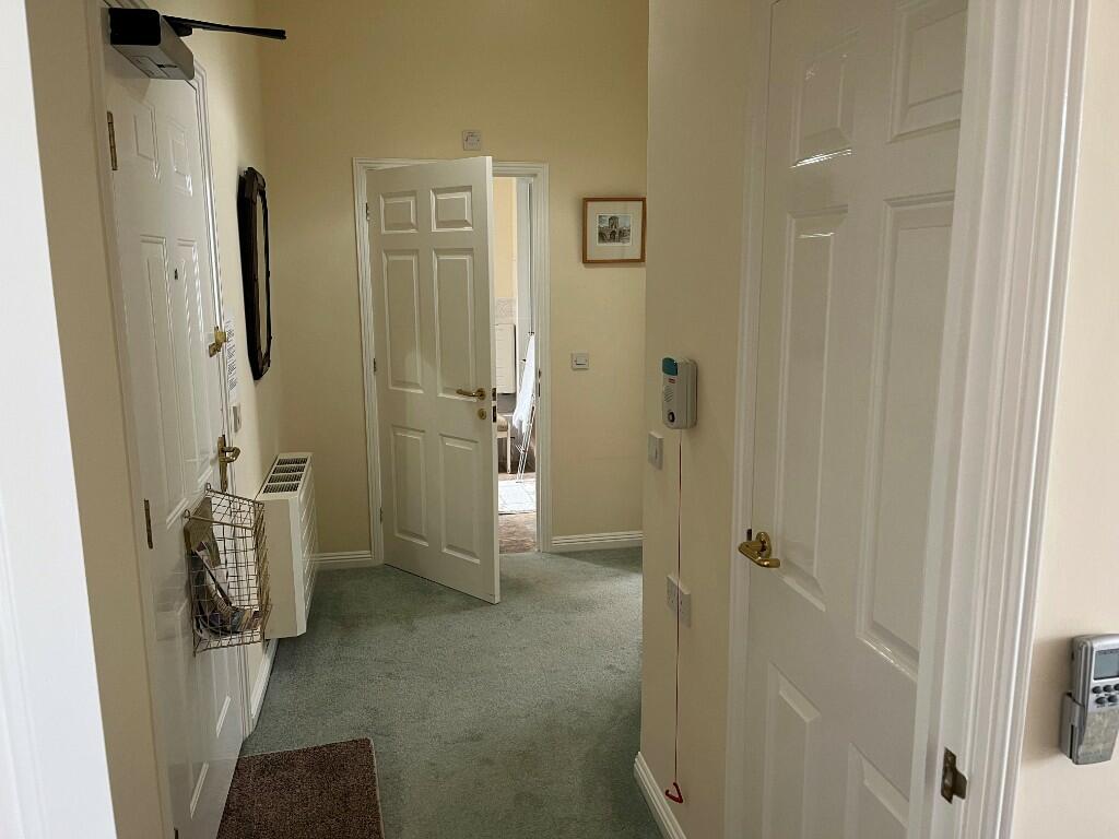 Additional property image - 8 Cavendish Court, Sackville Way, Cambourne, Cambridge, CB23 6HB