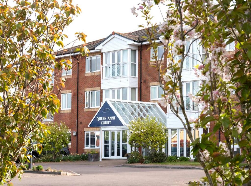 Main image of property: 20 Queen Anne Court, Bristol Road, Quedgeley, Gloucestershire, GL2 4JY