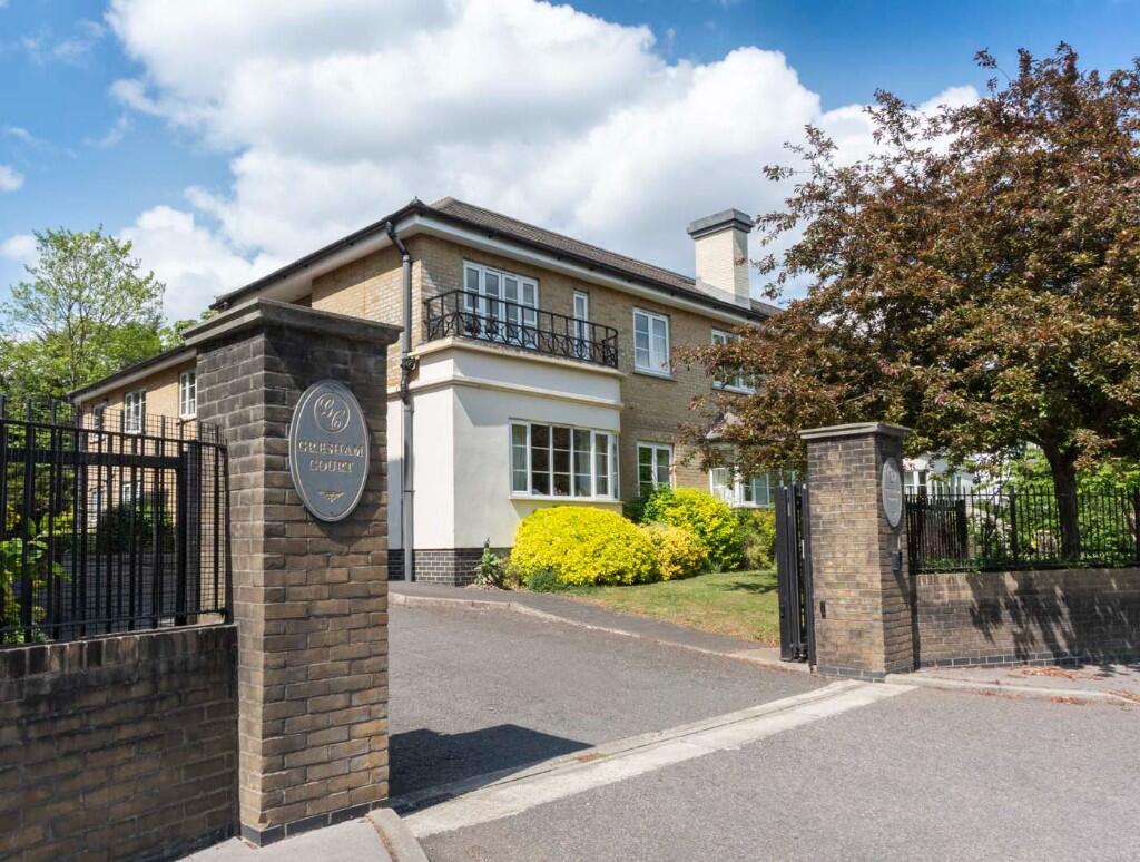 Main image of property: 28 Gresham Court, 11 Pampisford Road, Purley, Surrey, CR8 2UU