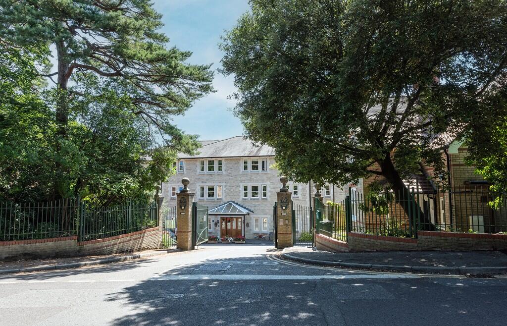 Main image of property: 38 Brompton Court, St. Stephens Road, Bournemouth, Dorset, BH2 6JS