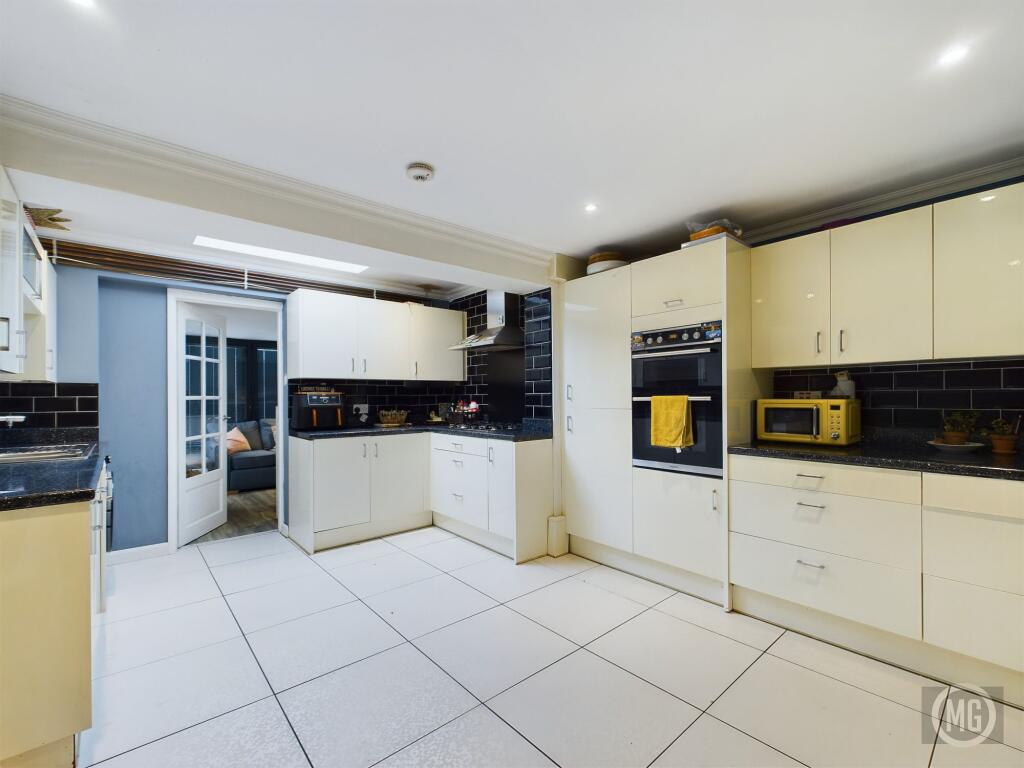Additional property image - Ironmould Lane, Bristol, BS4