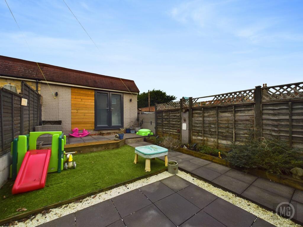 Additional property image - Ironmould Lane, Bristol, BS4