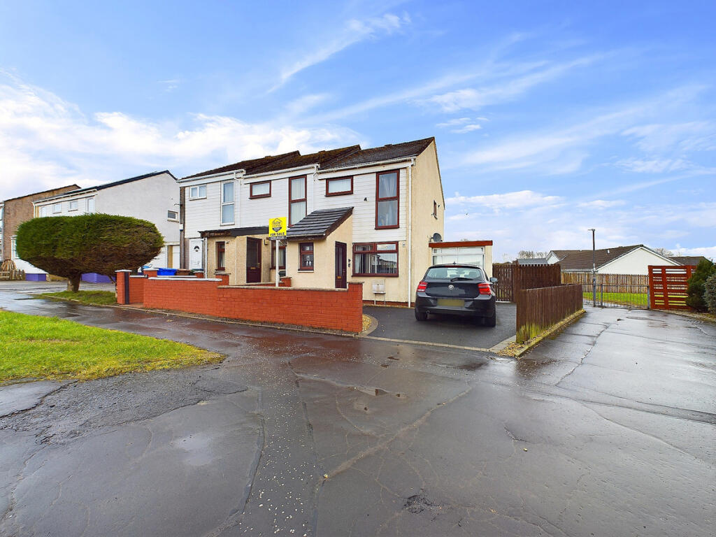 Main image of property: Kirkmuir Drive, Stewarton, KA3 3