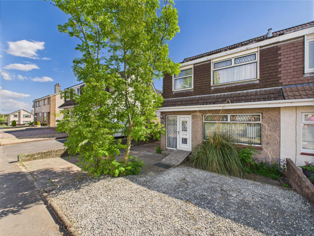 3 bedroom semi-detached house