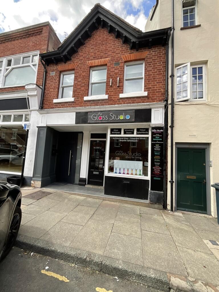Main image of property: 6A Beeches Lane, Shrewsbury, Shropshire, SY1 1TZ